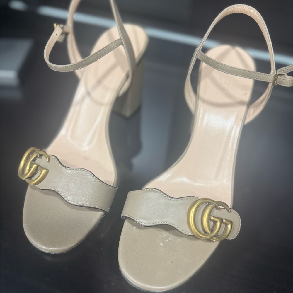 Elegant Tan GUCCI Women's Heels